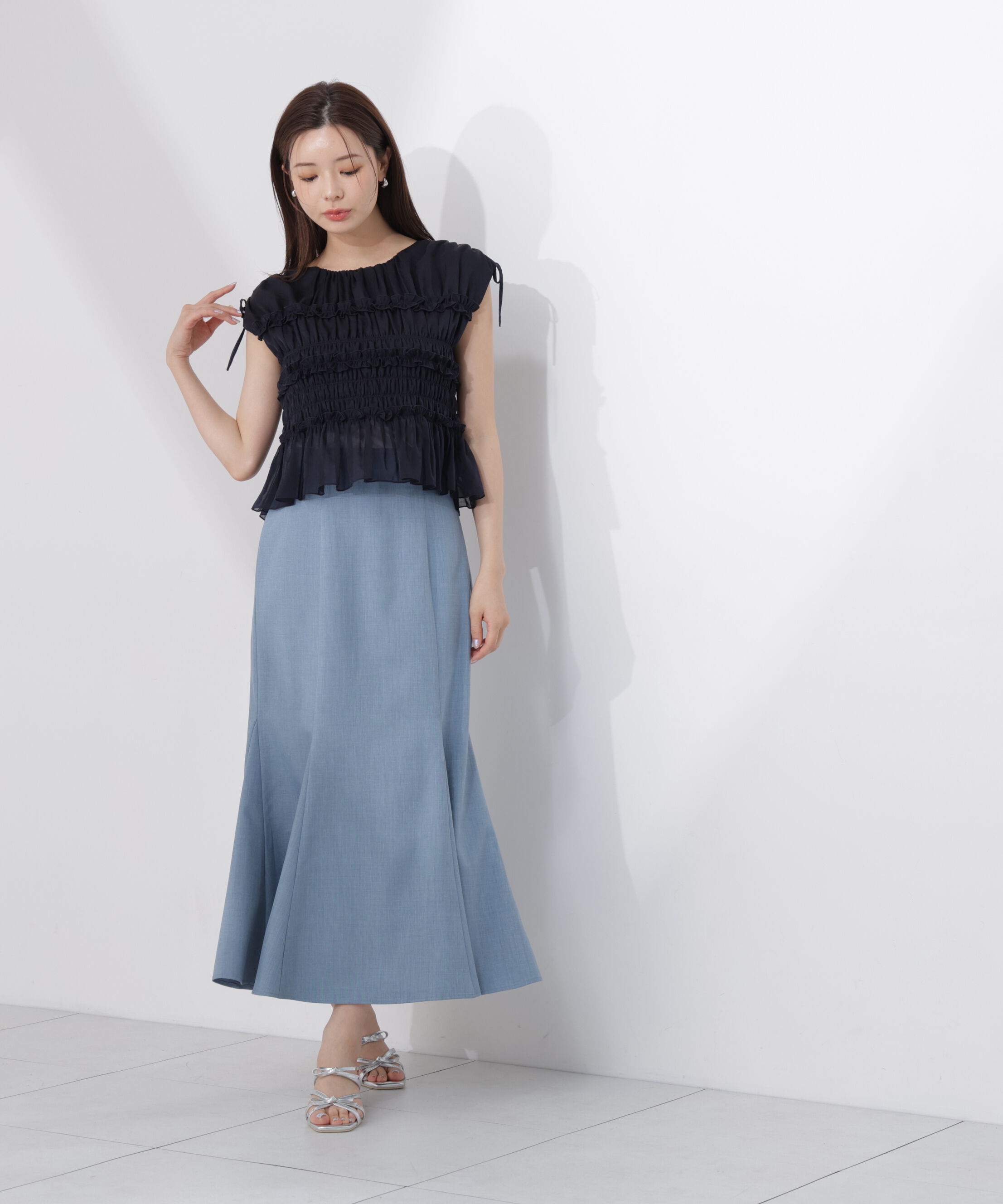 PROPORTION BODY DRESSING「〈a/mie〉シャーリングフリルブラウス＜ブルー：WEB限定＞」|シャツ・ブラウス|