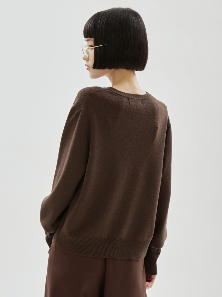 emmi atelier「【ONLINE限定カラーあり】emmiロゴクルーネックニットカーディガン」|カーディガン|