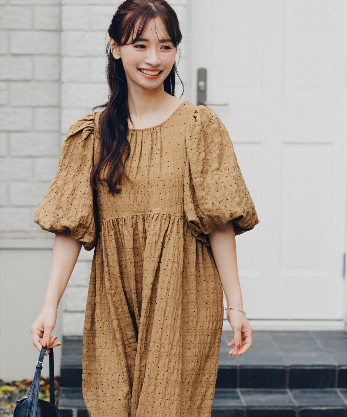 titivate「【赤埴奈津子さんコラボアイテム】エアリーバックリボンワンピース」|ワンピース|