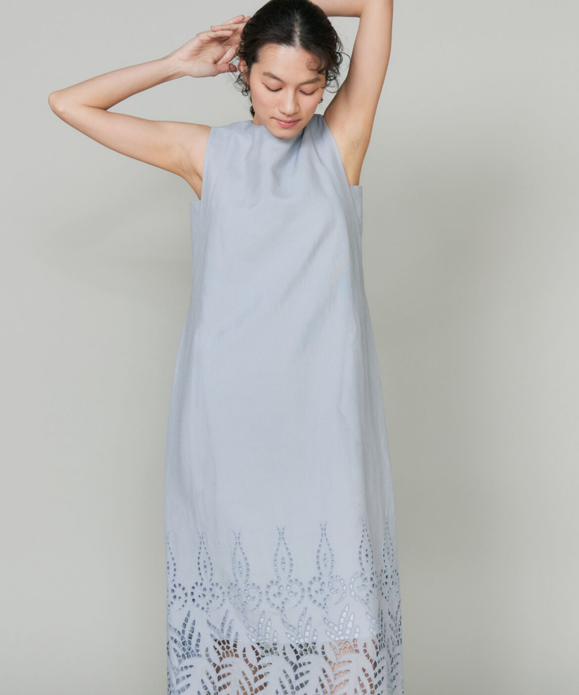 la veille by SUPERIOR CLOSET「ボーラ―刺繍ワンピース　」|ワンピース|
