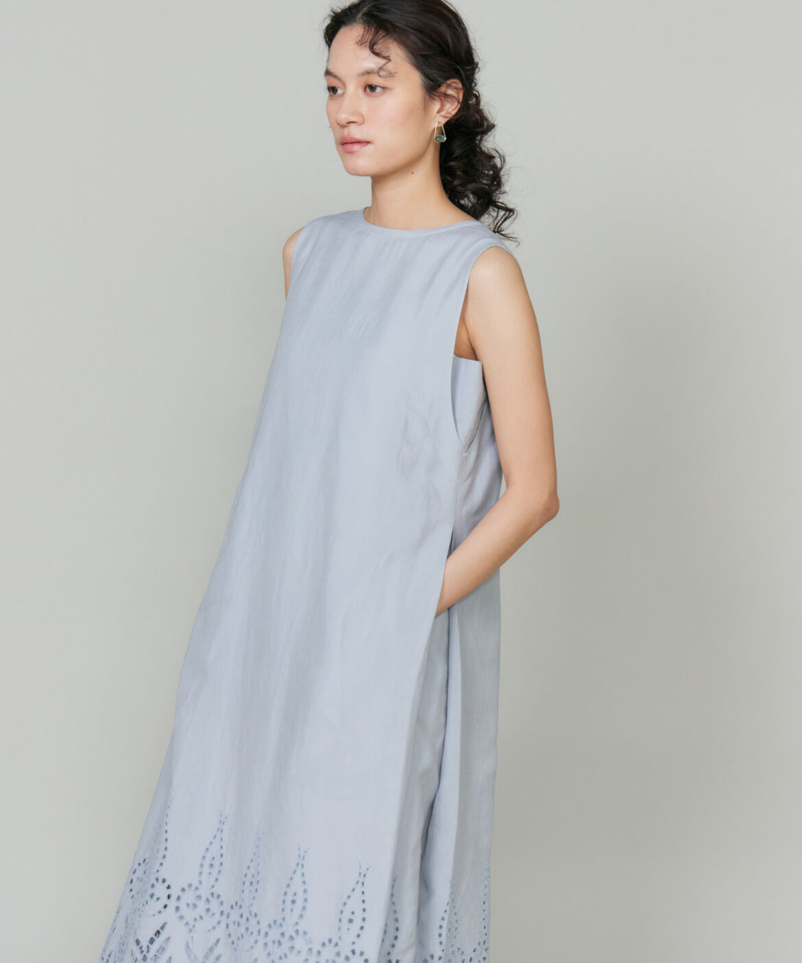 la veille by SUPERIOR CLOSET「ボーラ―刺繍ワンピース　」|ワンピース|