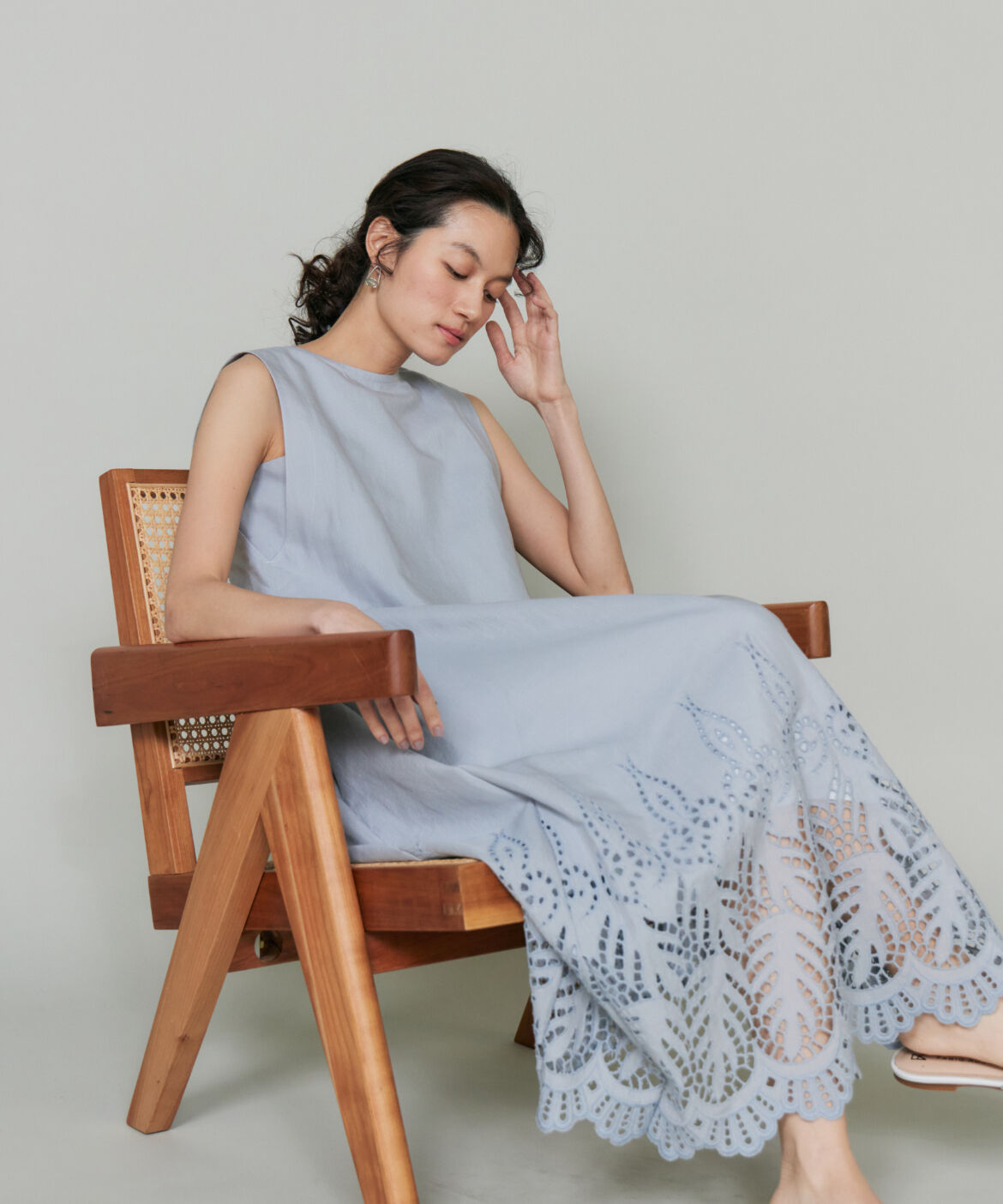 la veille by SUPERIOR CLOSET「ボーラ―刺繍ワンピース　」|ワンピース|