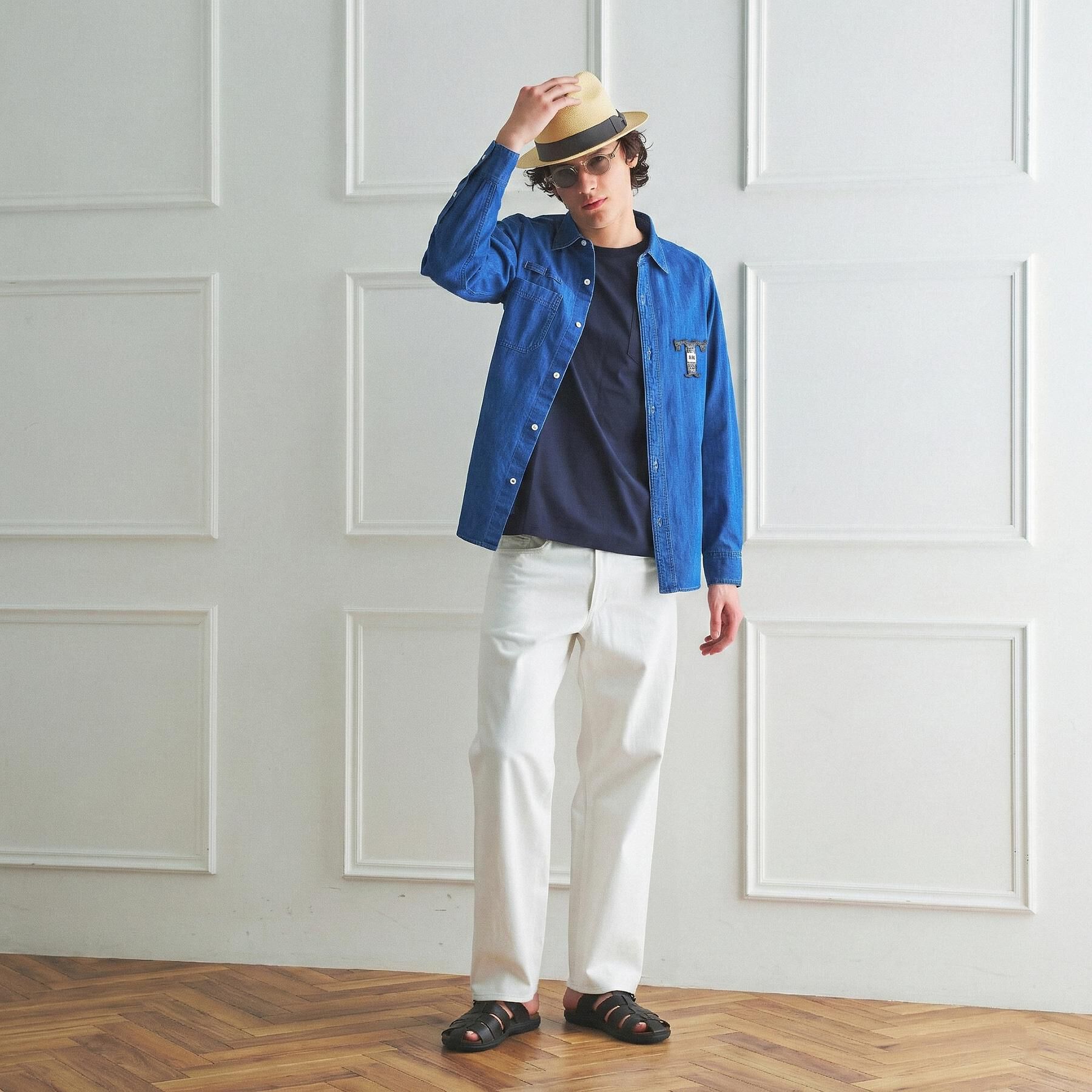 TAKEO KIKUCHI「【BOWLER HAT LABEL】Tエンブレム デニムシャツ」|シャツ・ブラウス|