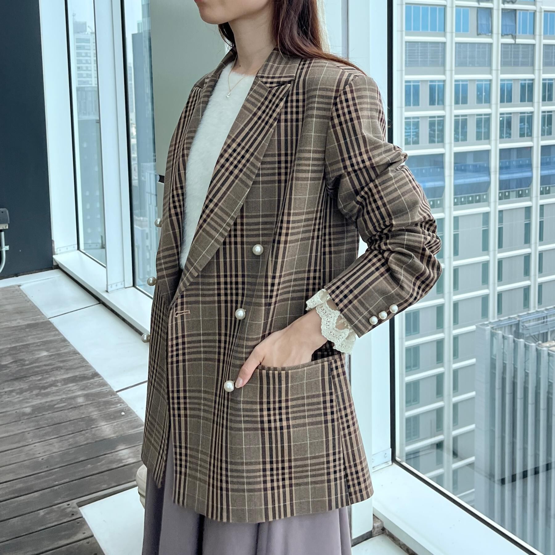 Couture broach「【高見え・きれいめ・通勤】レースカフス パール調釦テーラードジャケット」|テーラードジャケット|