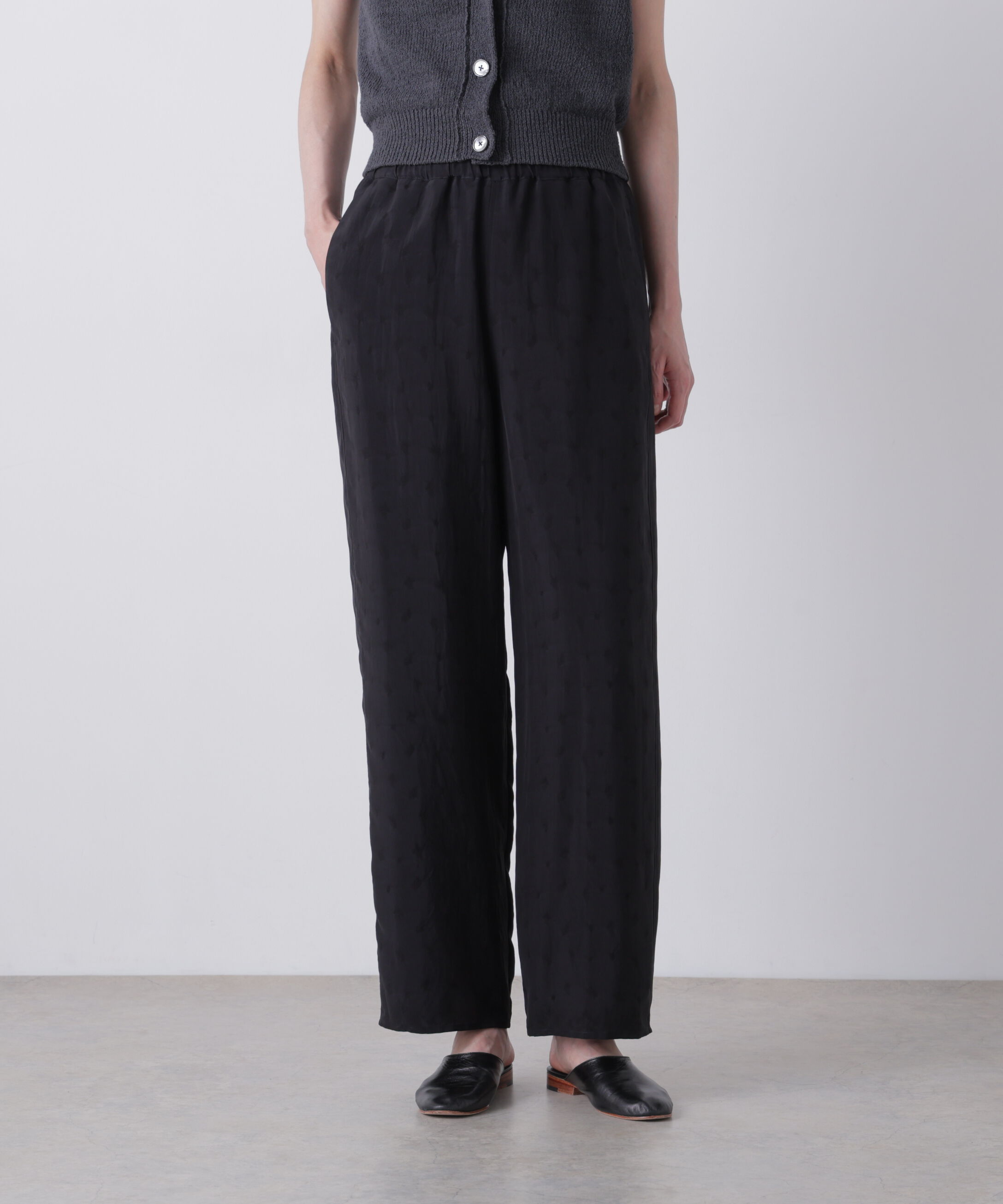 YLEVE 「YLEVE / CUPRO JACQUARD TROUSERS」|その他|