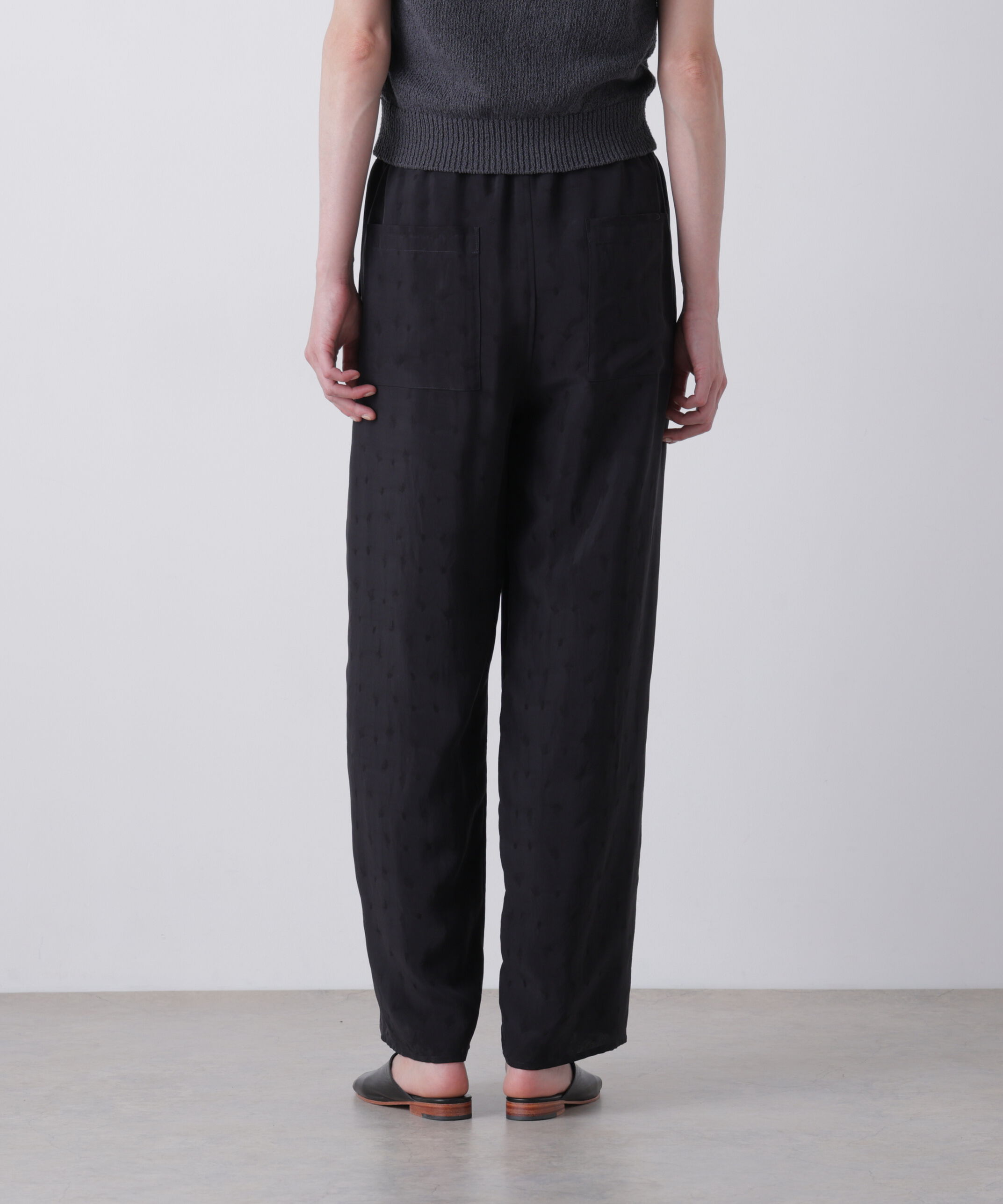 YLEVE 「YLEVE / CUPRO JACQUARD TROUSERS」|その他|