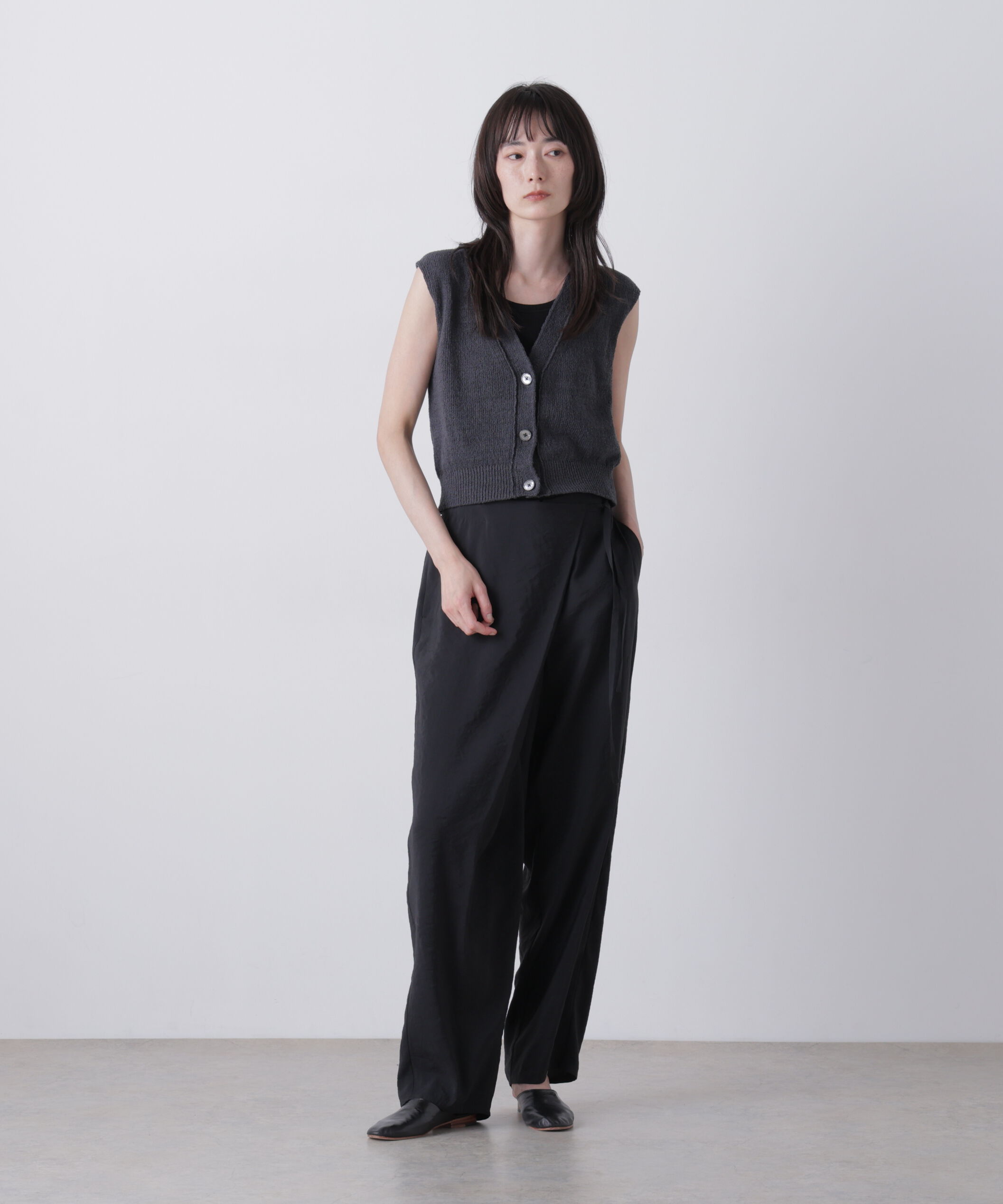 YLEVE 「YLEVE / COTTON BOUCLE KNIT VEST」|ニット・セーター|