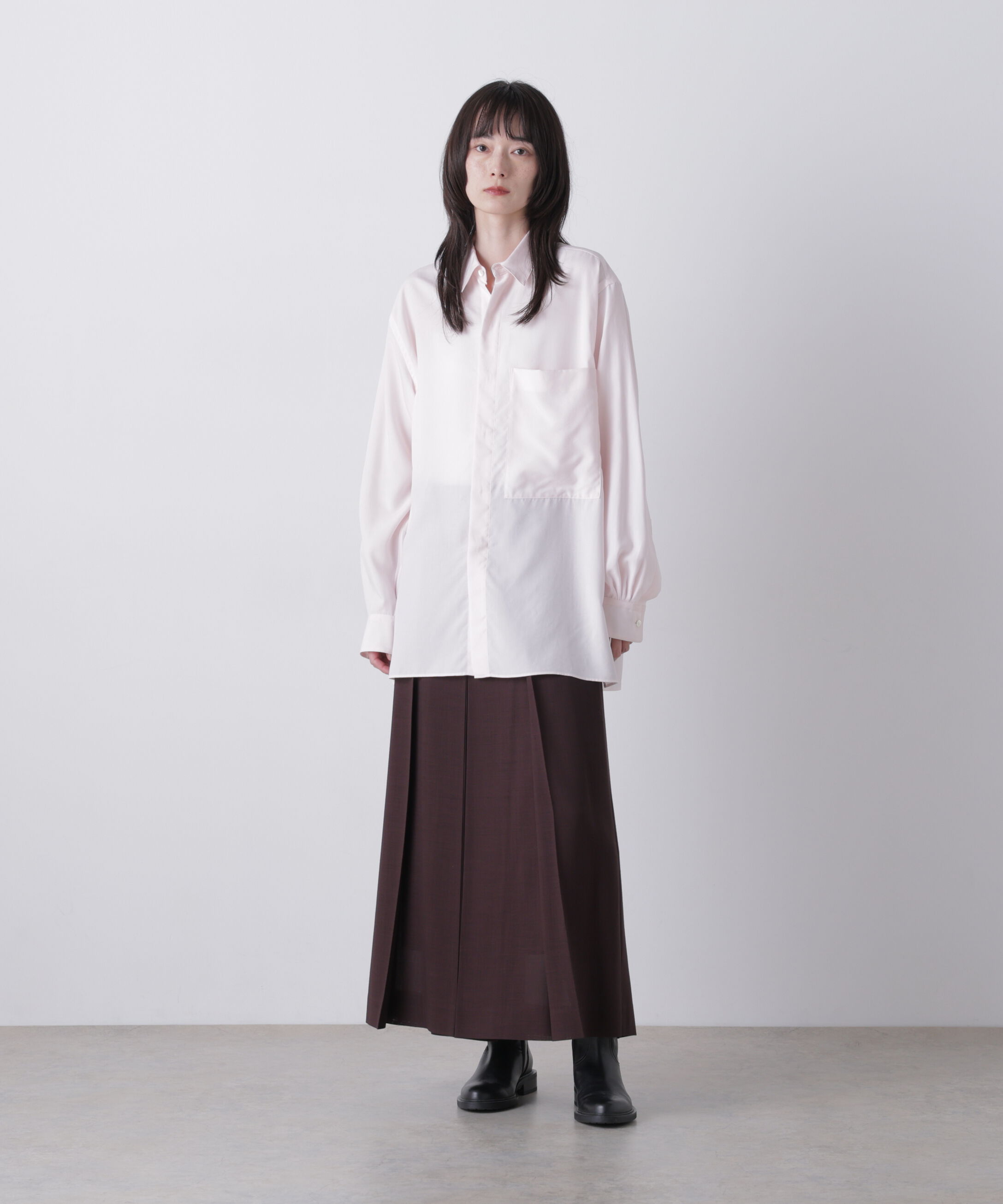 YLEVE 「YLEVE / 2/72 SUPER 100&rsquo;s WOOL HIGH-TWIST VOILE SKIRT」|スカート|