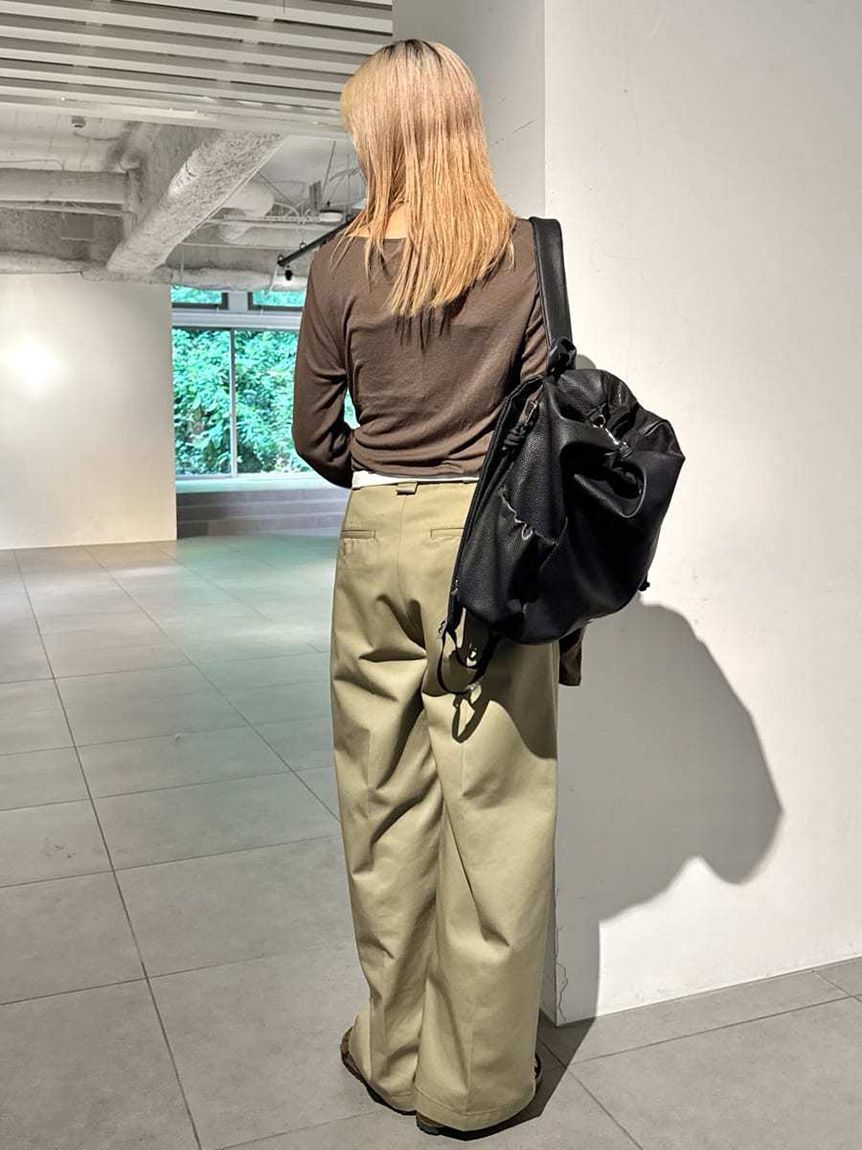 emmi atelier「アシンメトリードレープカットソー」|Tシャツ・カットソー|