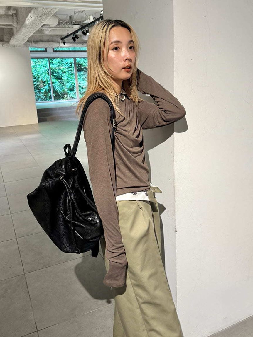 emmi atelier「アシンメトリードレープカットソー」|Tシャツ・カットソー|