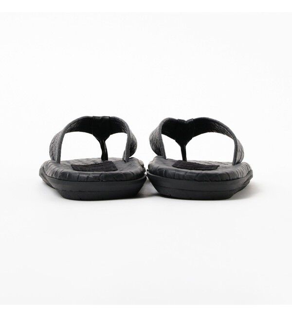 BEAMS「BEAMS｜【別注】ISLAND SLIPPER / レザー トング サンダル｜シンプル｜モノトーン」|サンダル|