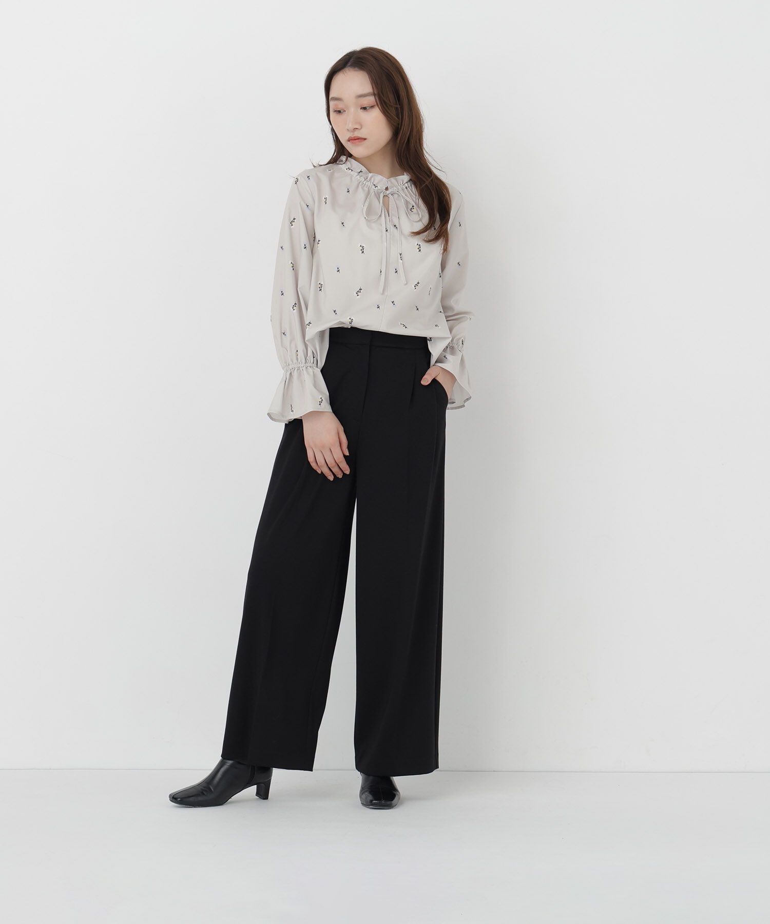  「ポンチストレッチワイドパンツ」|その他|
