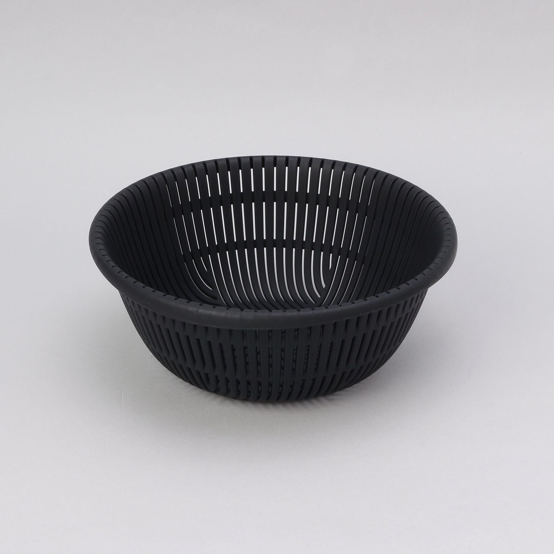 212 KITCHEN STORE「きほんの道具 ザルボウル４点セット 18cm DGY ＜marna  マーナ＞」|食器・キッチングッズ|