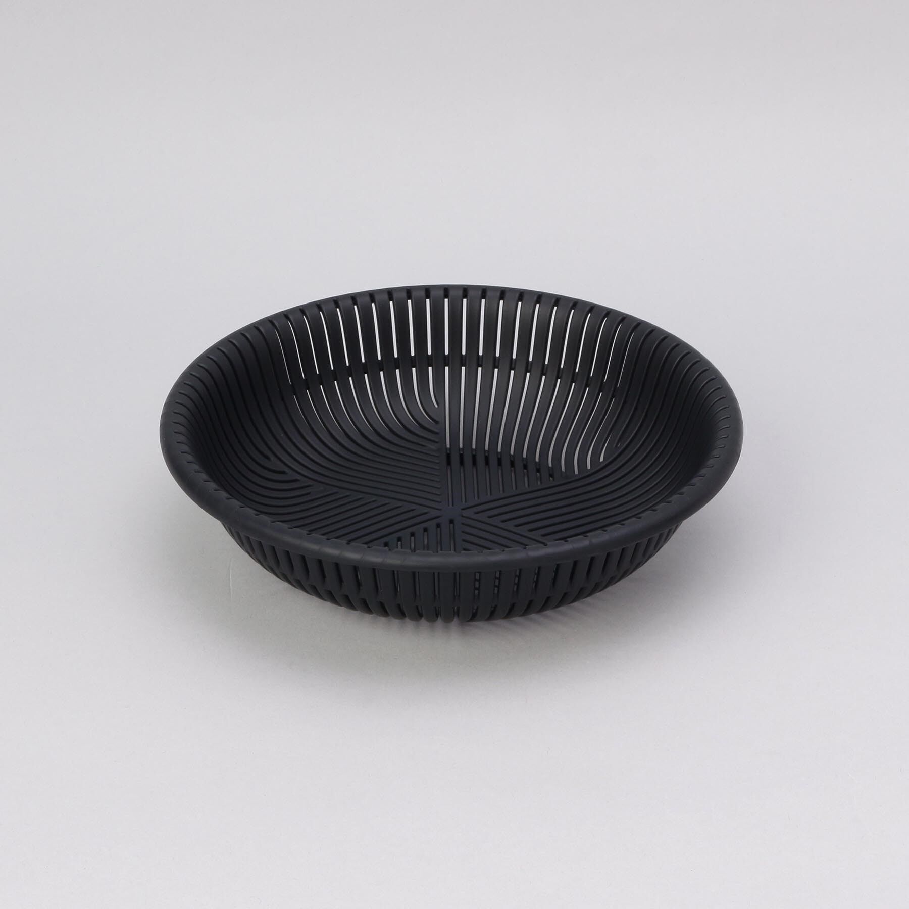 212 KITCHEN STORE「きほんの道具 ザルボウル４点セット 18cm DGY ＜marna  マーナ＞」|食器・キッチングッズ|