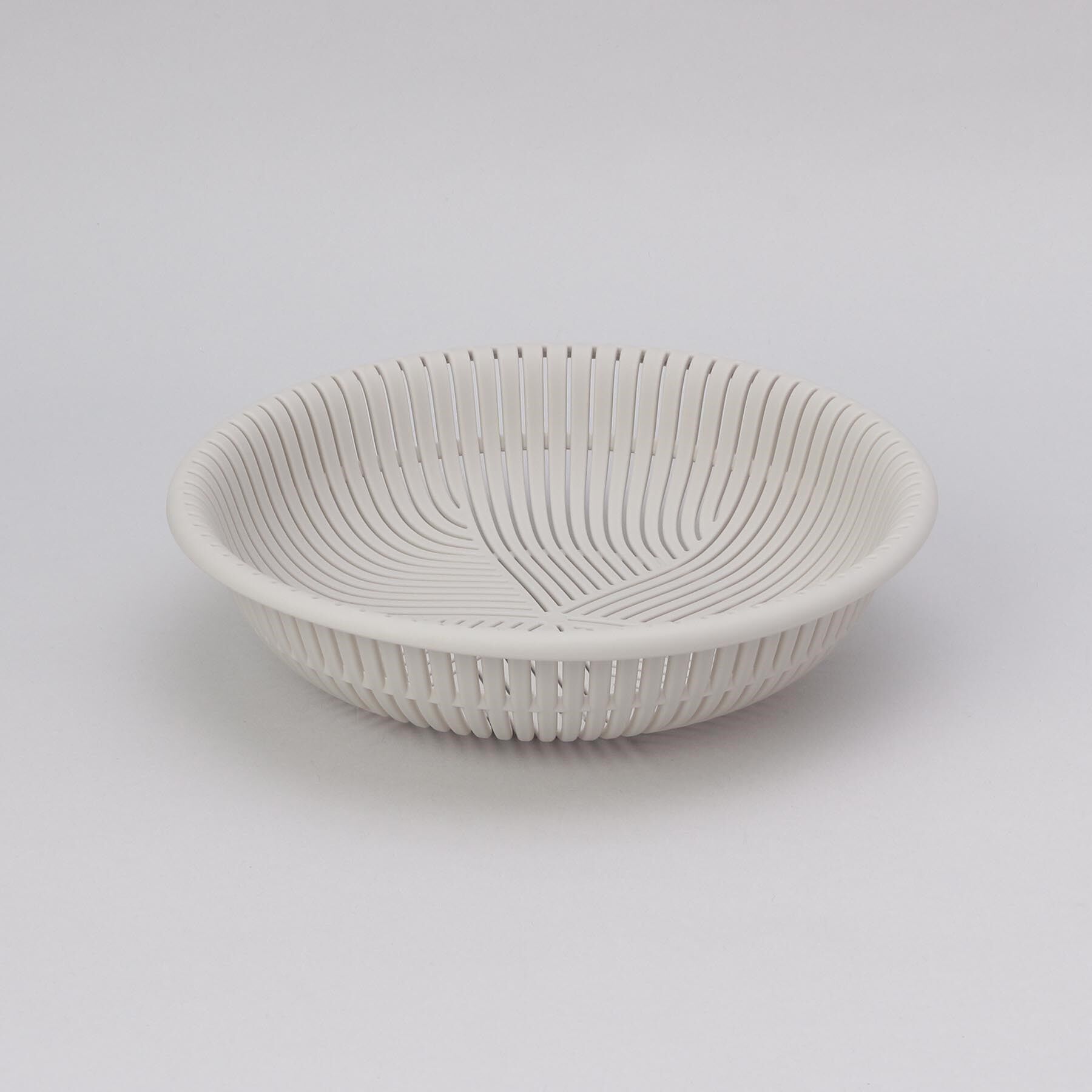 212 KITCHEN STORE「きほんの道具 ザルボウル４点セット 18cm GY ＜marna  マーナ＞」|食器・キッチングッズ|