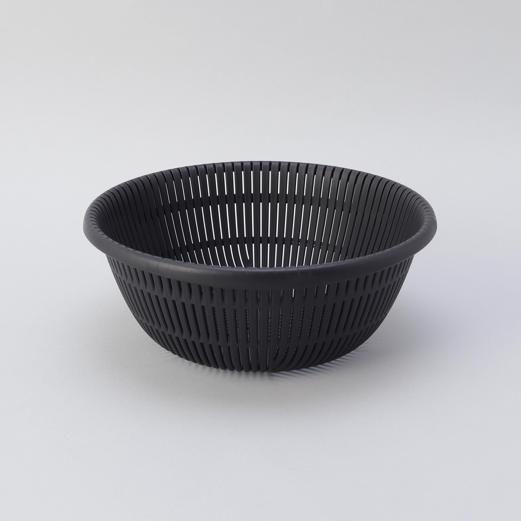212 KITCHEN STORE「きほんの道具 ザルボウル４点セット 21cm DGY ＜marna  マーナ＞」|食器・キッチングッズ|