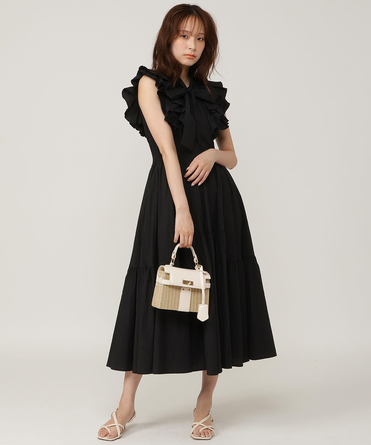 アンドクチュール「ラッフルリボンワンピース」|ワンピース|ブラック