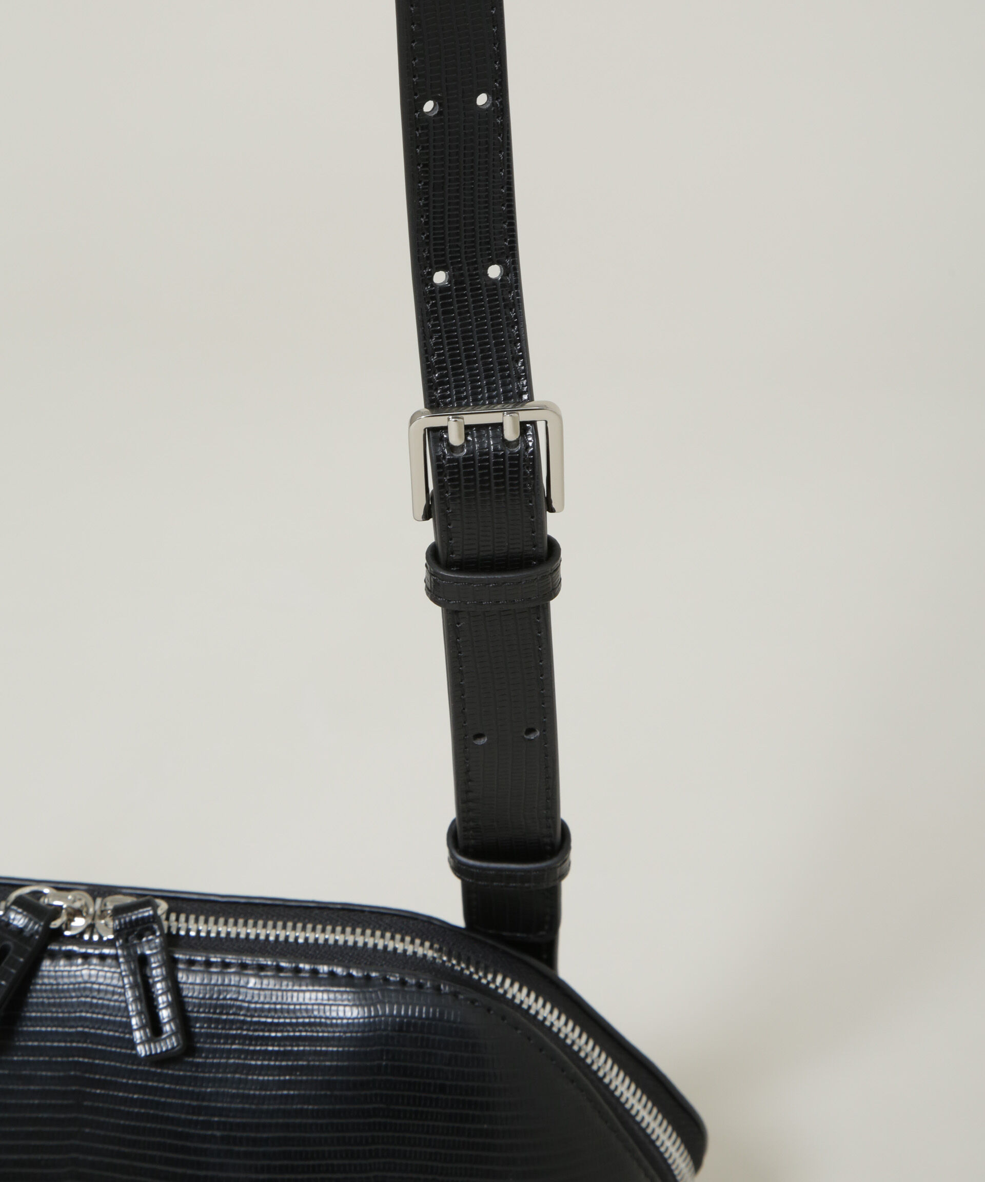 NANO universe「ADD CULUMN/FIGRE BODYBAG S LIZARD」|ショルダー・メッセンジャー|