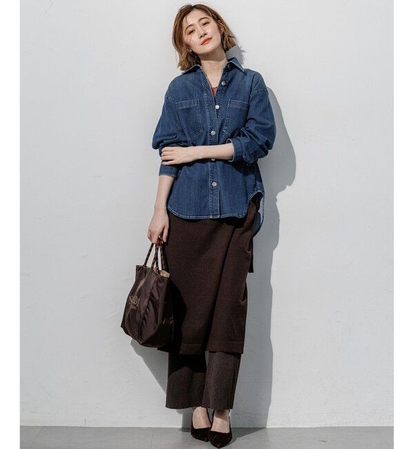 23区「【見上愛さん着用/RED CARD TOKYO&times;23区】 ストレッチ デニムシャツ」|シャツ・ブラウス|