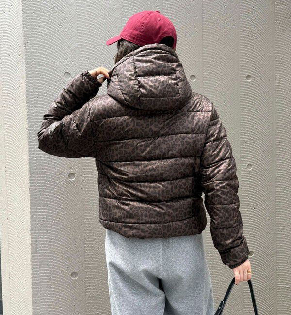 fredy emue「《別注》【TAION/タイオン】LIGHT DOWN HOODIE」|ダウン|