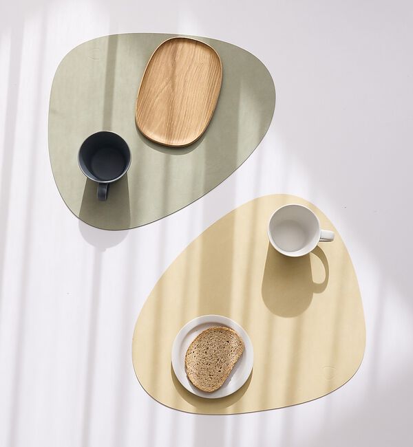 collex「【LIND DNA】カーブ プレイスマット NUPO 37&times;44cm リサイクル」|食器・キッチングッズ|
