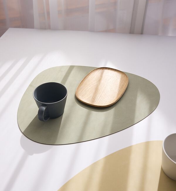 collex「【LIND DNA】カーブ プレイスマット NUPO 37&times;44cm リサイクル」|食器・キッチングッズ|