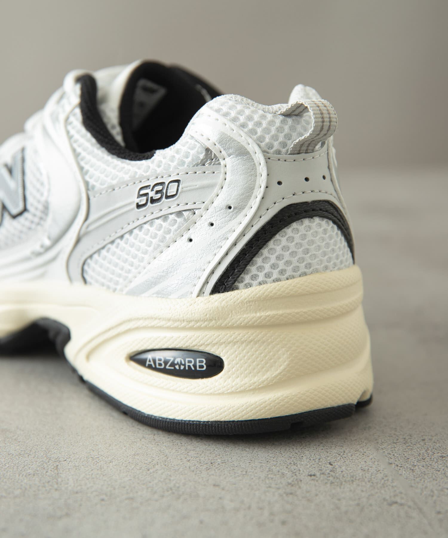 URBAN RESEARCH DOORS「NEW BALANCE　MR530TA」|スニーカー|