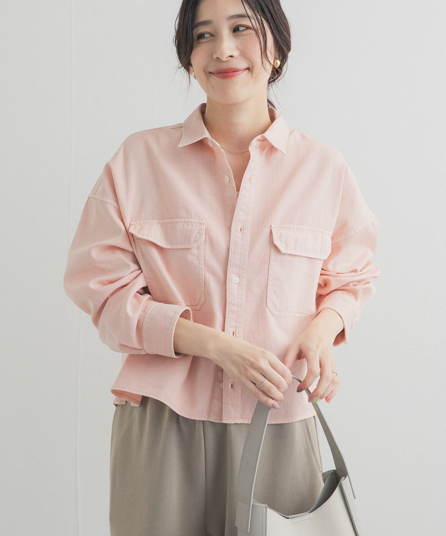 URBAN RESEARCH DOORS「デニムショート丈シャツ」|シャツ・ブラウス|
