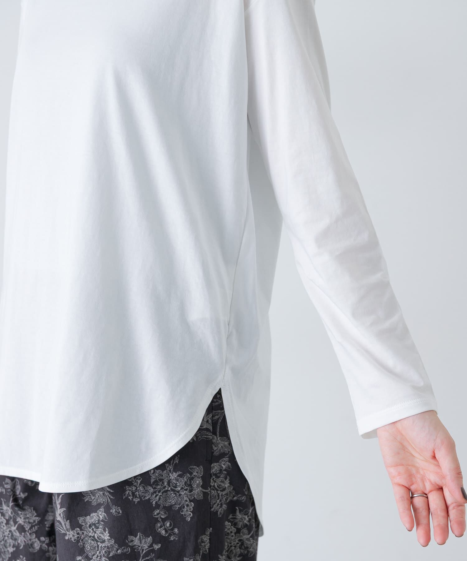 かぐれ「コットンラウンドカットソー」|Tシャツ・カットソー|