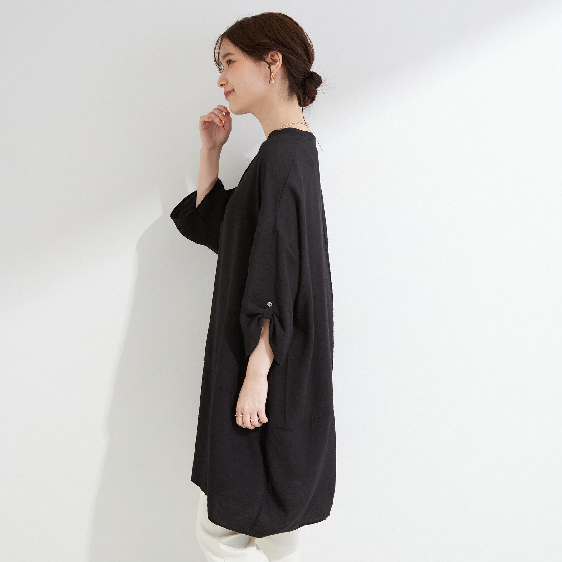 SHOO･LA･RUE「【S-LL/洗濯後しわになりにくい】ゆるっと体型カバー 7分袖コクーンチュニック」|ワンピース|