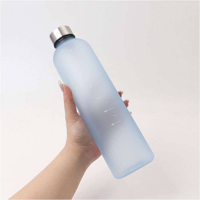 BACKYARD FAMILY「目盛り付き ボトル 水筒 通販 マグボトル マイボトル 大人用水筒 1l 直飲み 1000ml」|食器・キッチングッズ|