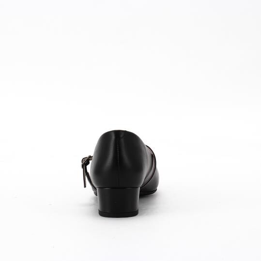 銀座かねまつ「LSFC2572SHPBLK 【SOFTIQUE】【本革】【防水】アクアベルソフトストラップパンプス」|パンプス|