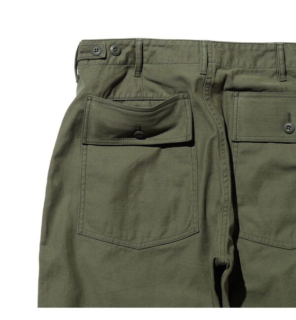 BEAMS PLUS「MIL Utility Trousers Reversed Sateen」|チノ|