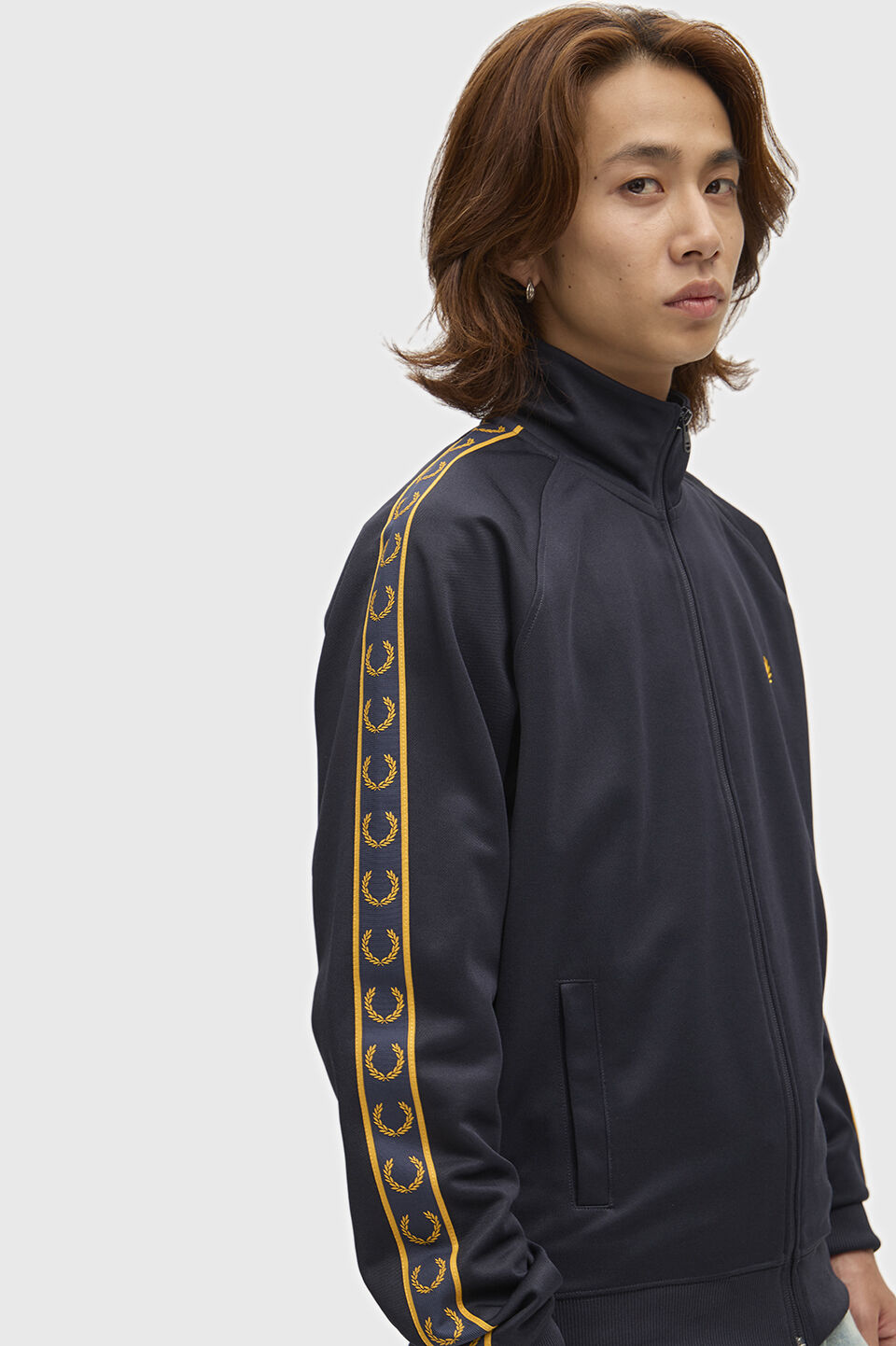 FRED PERRY 「FRED PERRY／Contrast Tape Track Jacket／フレッドペリー コントラストテープトラックジャケット」|ブルゾン・スタジャン|