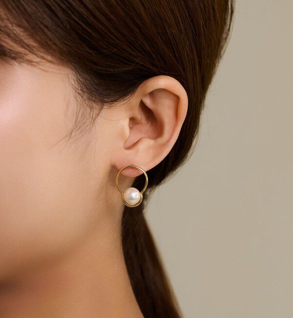 TOMORROWLAND GOODS「【別注】januka モチーフパールピアス」|ピアス|