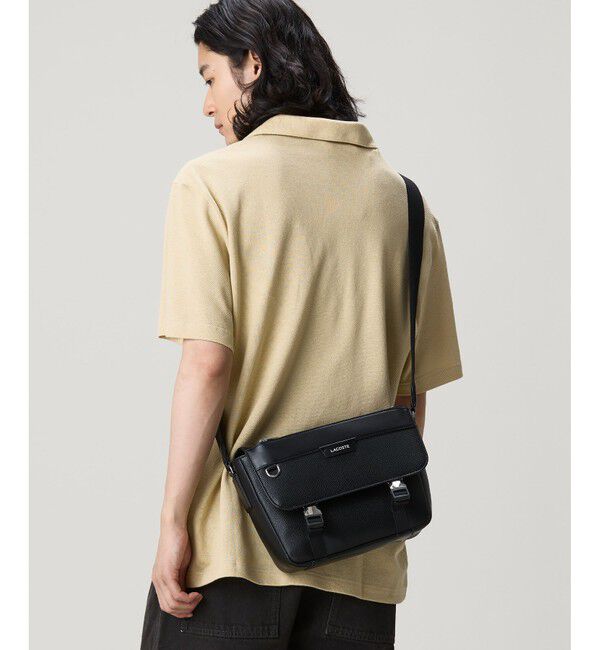 LACOSTE「オシアン レザーフラップ ショルダーバッグ」|ショルダー・メッセンジャー|