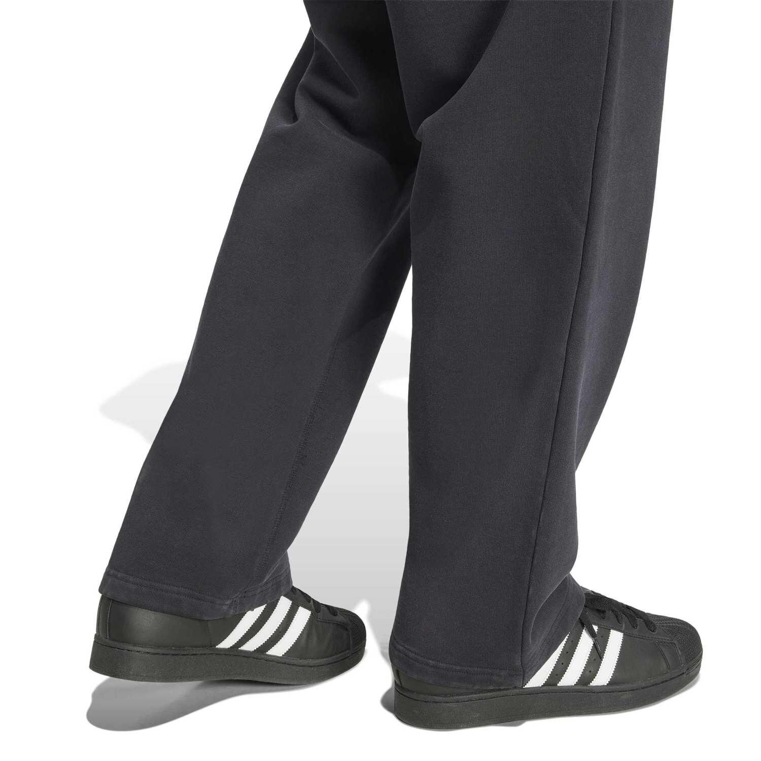 adidas「【ADIDAS ｳｪｱ】M ELEVATED GFX SWEAT PT」|チノ|