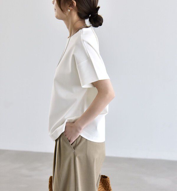 quaranciel「quaranciel:〈洗濯機可能〉ライト ポンチ バック ボタン ショートスリーブ TEE」|Tシャツ・カットソー|
