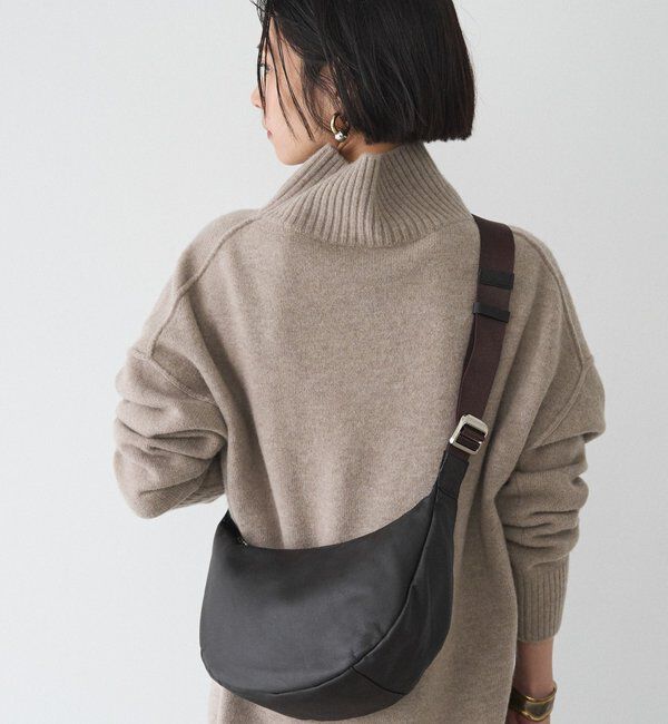 russet/《本革/340g》ソフトレザーラウンドショルダーバッグ