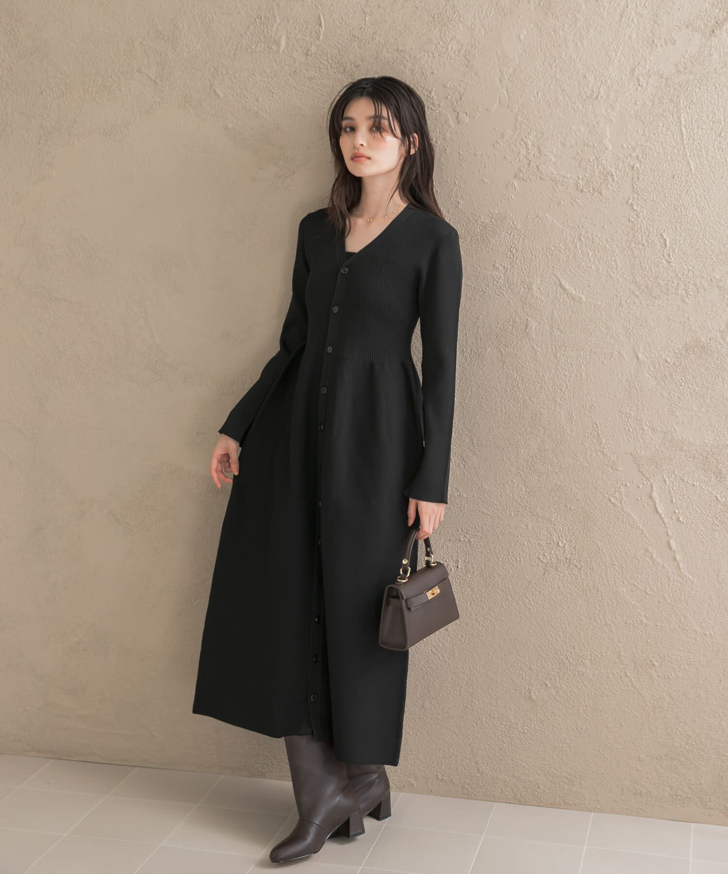 URBAN RESEARCH ROSSO「ボタンデザインフォルムニットワンピース」|ワンピース|