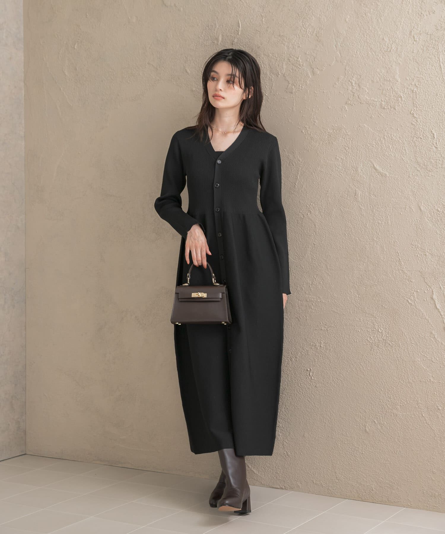 URBAN RESEARCH ROSSO「ボタンデザインフォルムニットワンピース」|ワンピース|