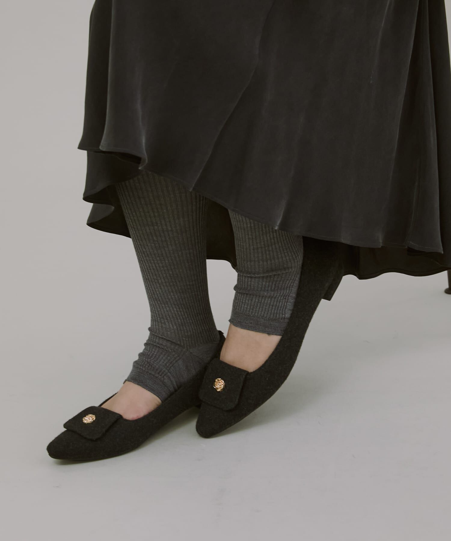 RODE SKO「『MADE IN JAPAN』フラワーモチーフフラップパンプス」|パンプス|
