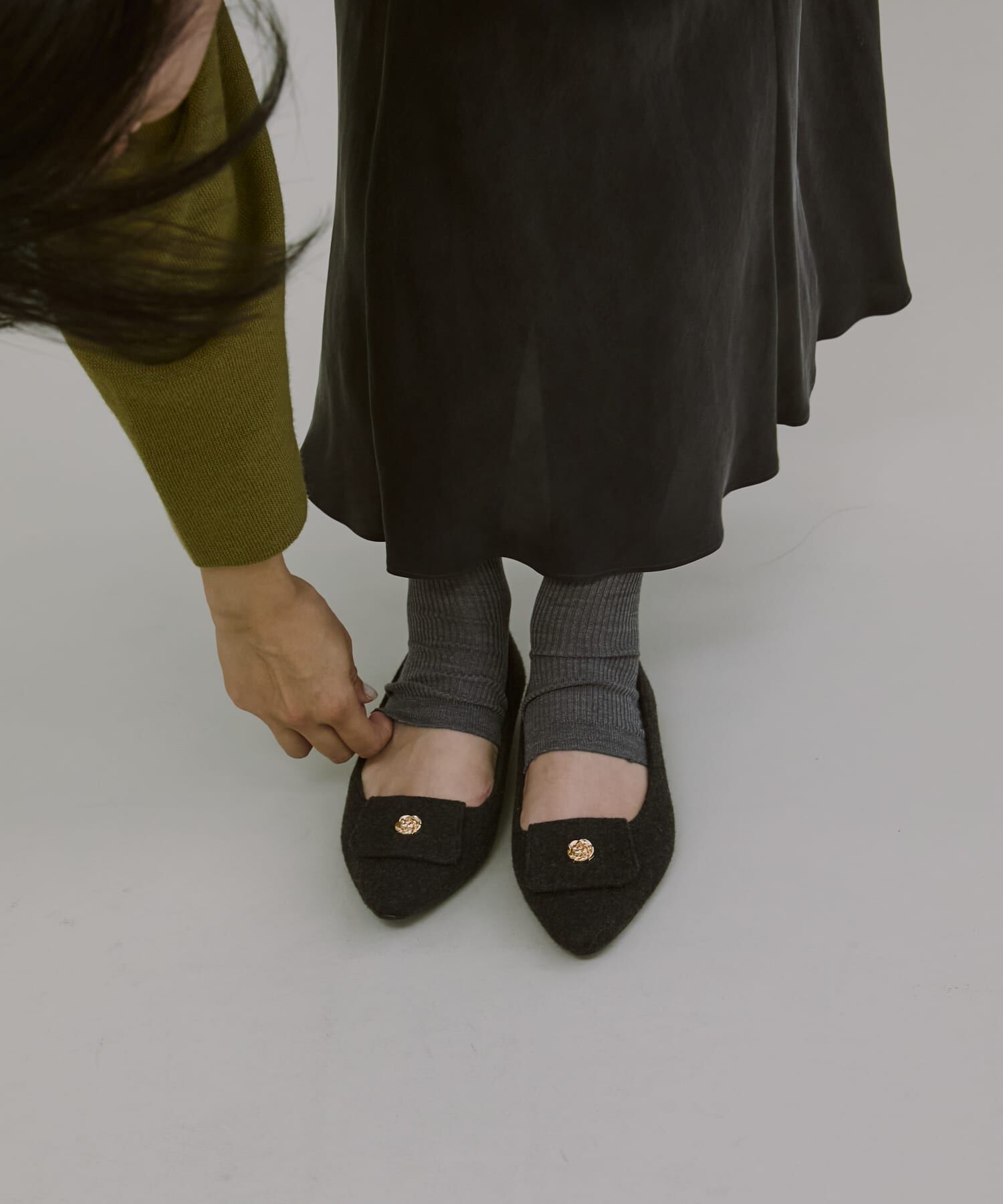 RODE SKO「『MADE IN JAPAN』フラワーモチーフフラップパンプス」|パンプス|