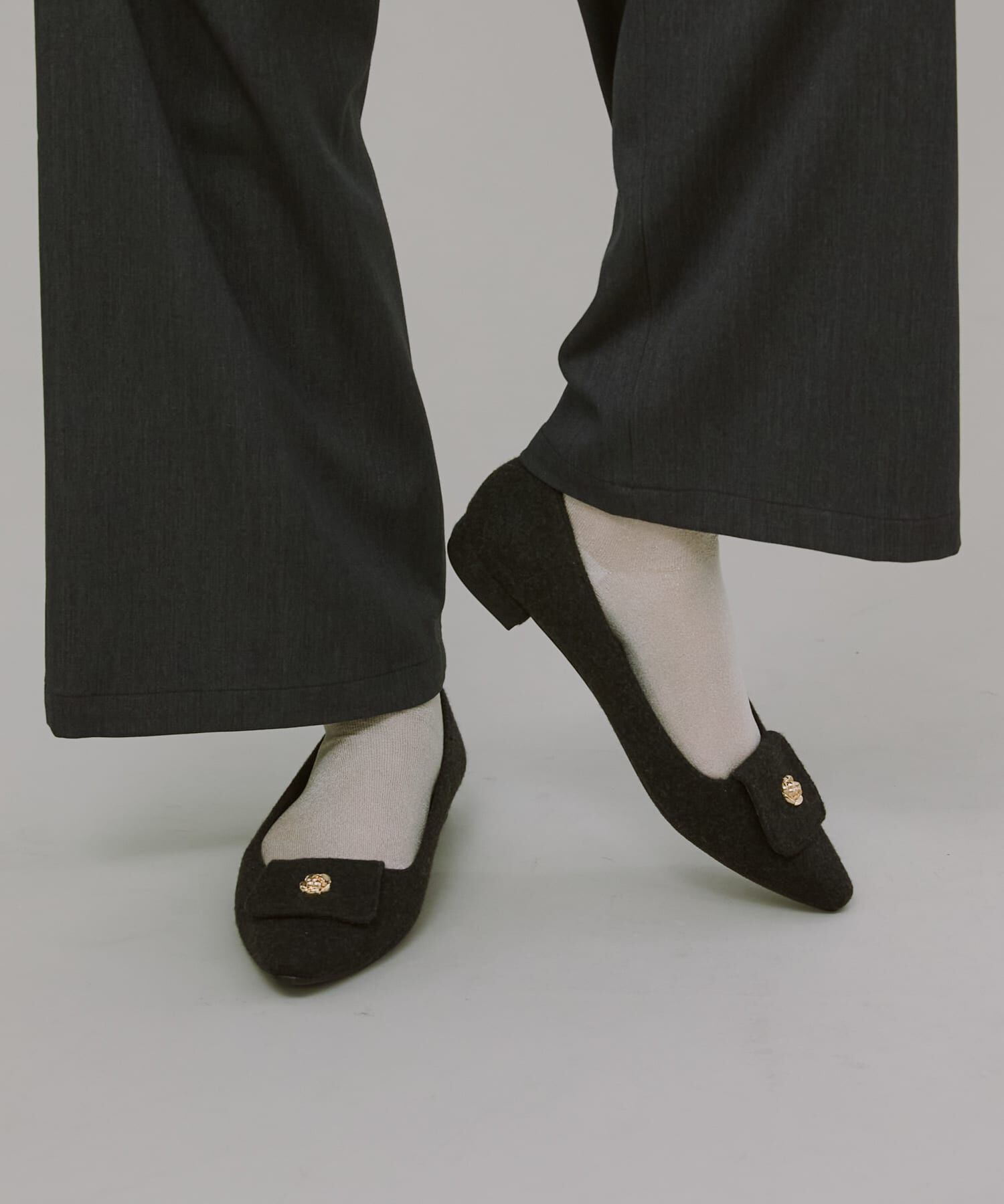 RODE SKO「『MADE IN JAPAN』フラワーモチーフフラップパンプス」|パンプス|