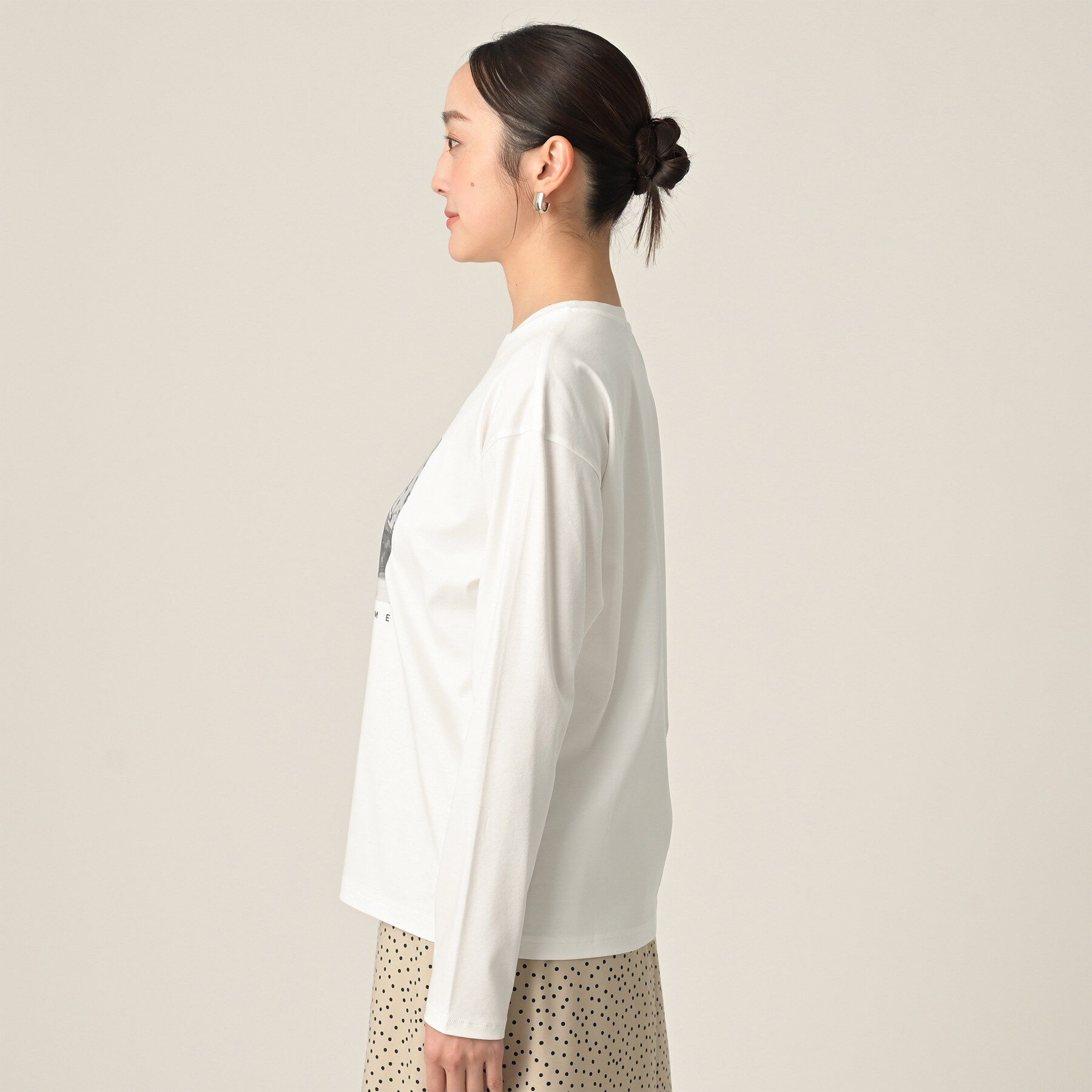 UNTITLED「【コットン100/洗える】フォトロングTシャツ」|Tシャツ・カットソー|
