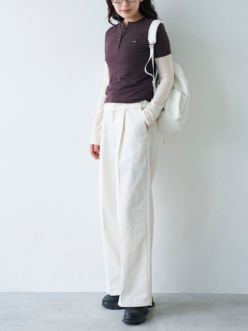 emmi atelier「【Dickies(R)&times;emmi】タックワイドパンツ」|チノ|IVR