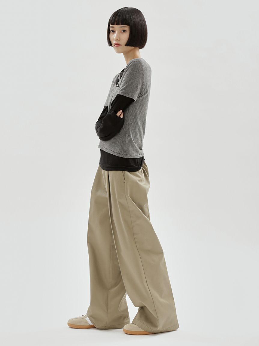 emmi atelier「【Dickies(R)&times;emmi】タックワイドパンツ」|チノ|