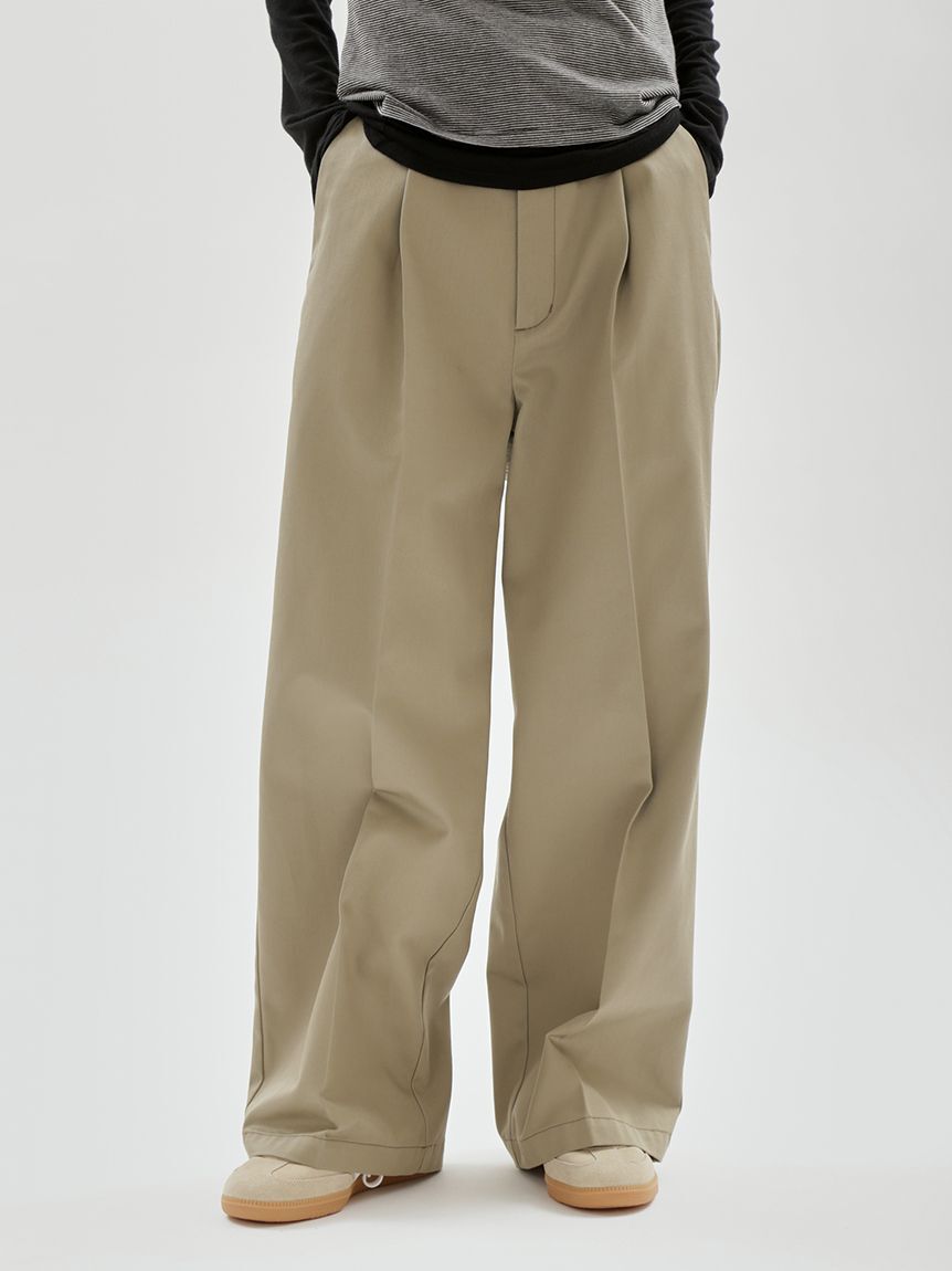 emmi atelier「【Dickies(R)&times;emmi】タックワイドパンツ」|チノ|