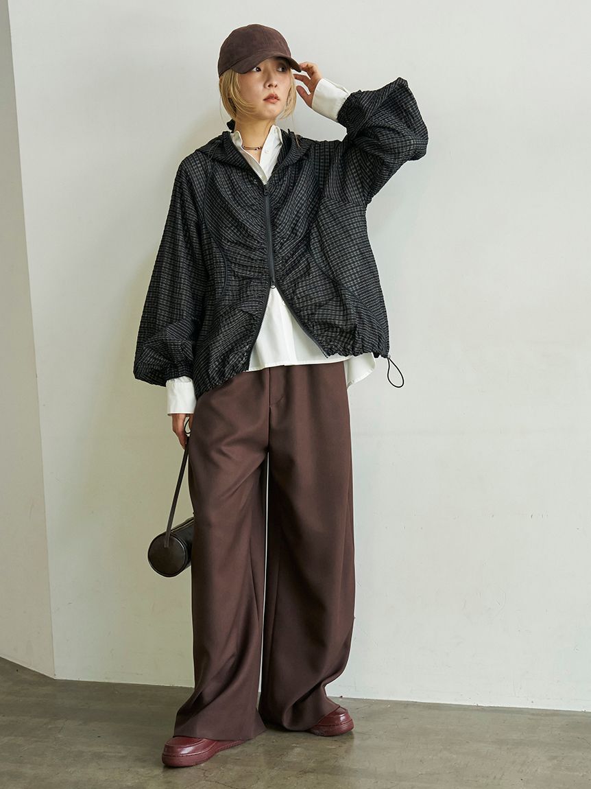 emmi atelier「【Dickies(R)&times;emmi】タックワイドパンツ」|チノ|