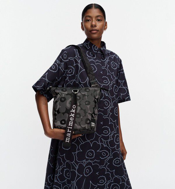 Marimekko「Carry All Unikko ショルダーバッグ」|ショルダー・メッセンジャー|